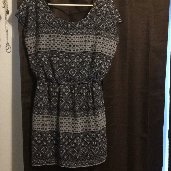 black and white aztec printed dress - Picture 2 of 2